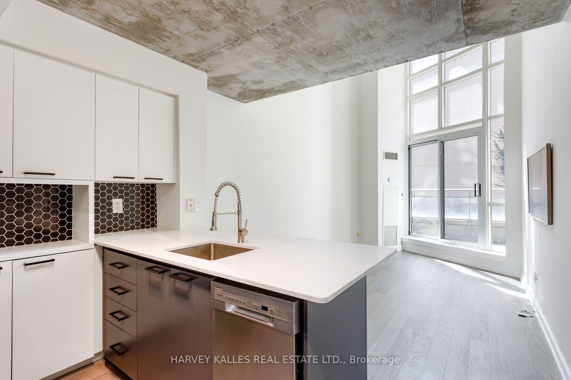 206-255 Richmond Street E, Toronto, ON, M5A 4T7