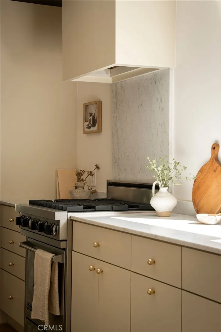 Additional image 52 of 1753 Redcliff Street, Los Angeles, CA 90026