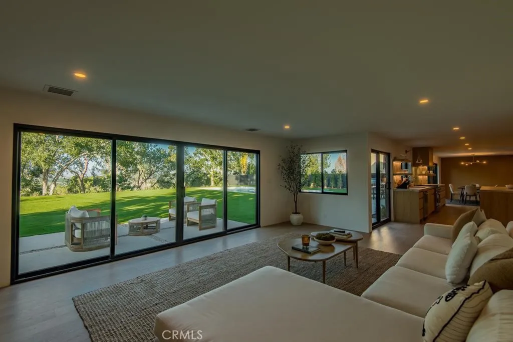 Additional image 53 of 24245 Hatteras St, Woodland Hills, CA 91367