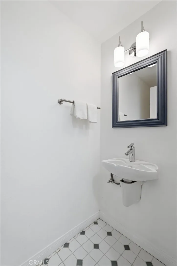 Additional image 61 of 1207 S Catalina Avenue, Redondo Beach, CA 90277