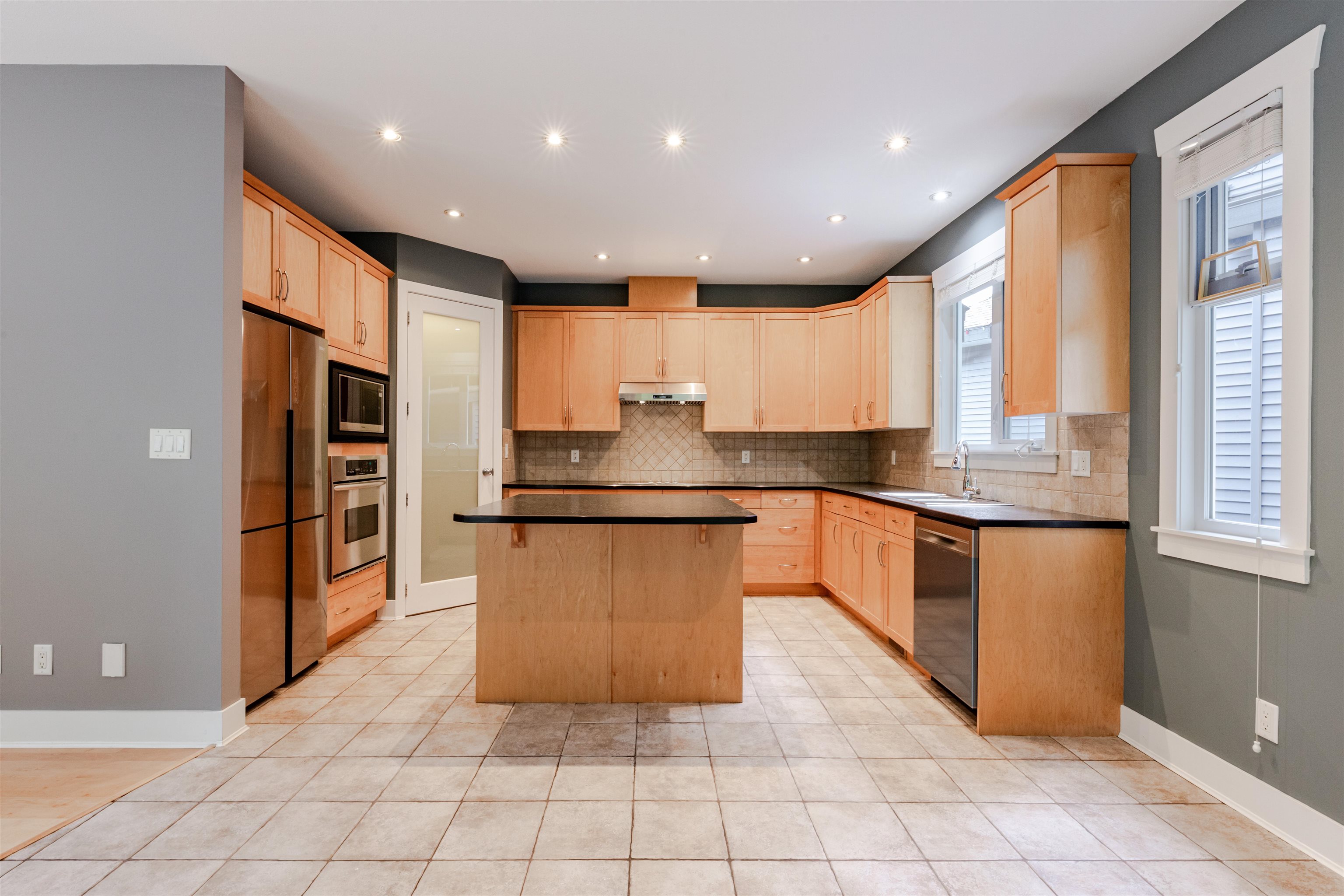 Additional image 6 of 14650 61a Avenue, Surrey, BC, V3S 6N4