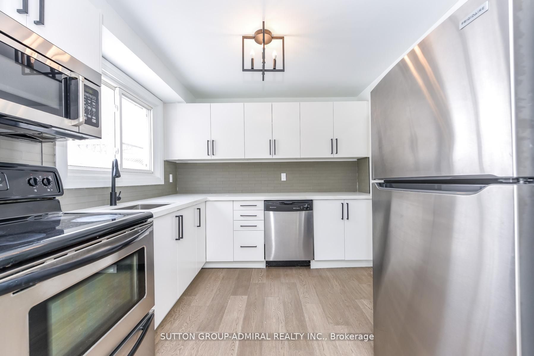 4 Hardcastle Court, Brampton, ON, L6S 2A9 photo 5