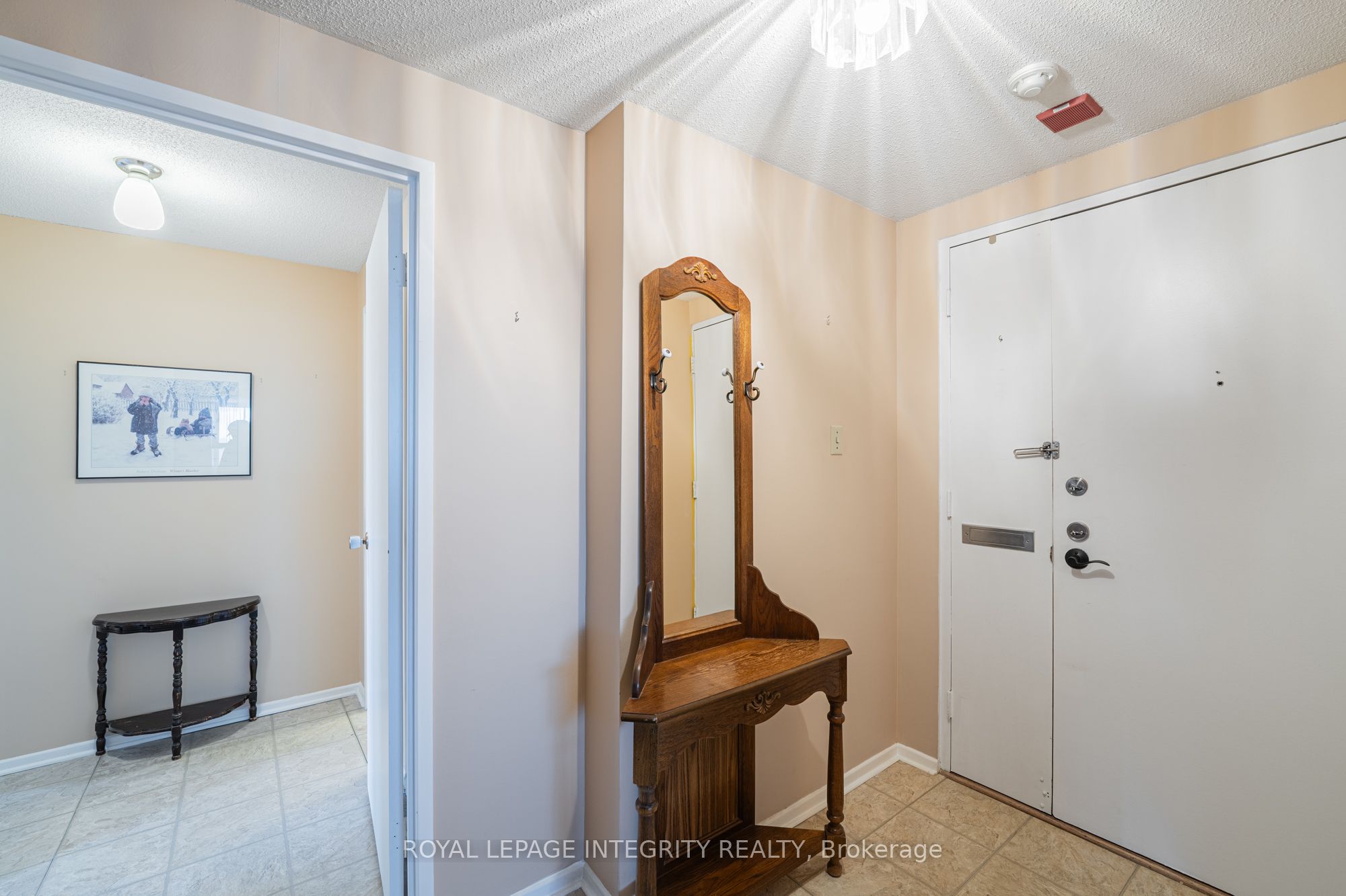 Additional image 6 of 806-1356 Meadowlands Drive E, Ottawa, ON, K2E 6K6