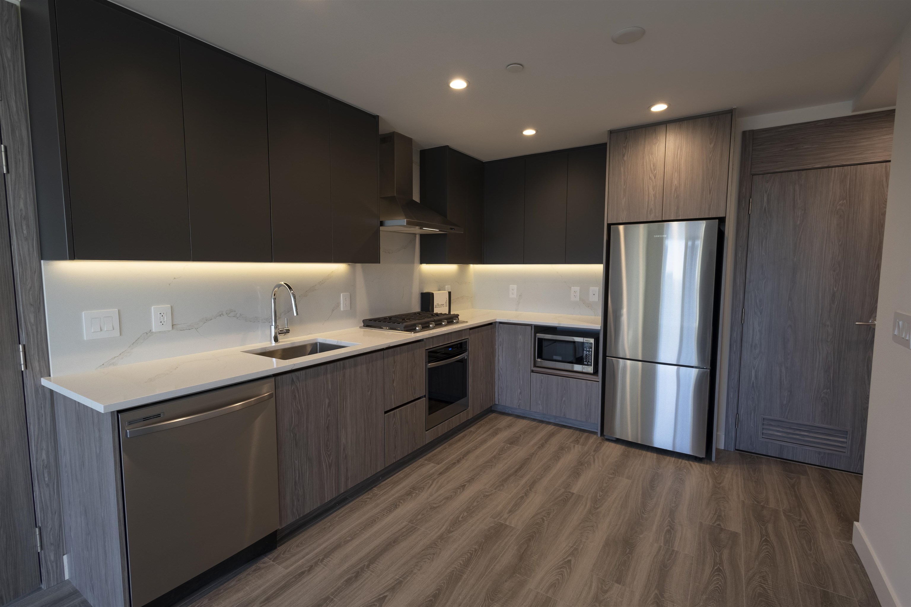 Additional image 4 of 3506-10750 135a Street, Surrey, BC, V3T 0V4