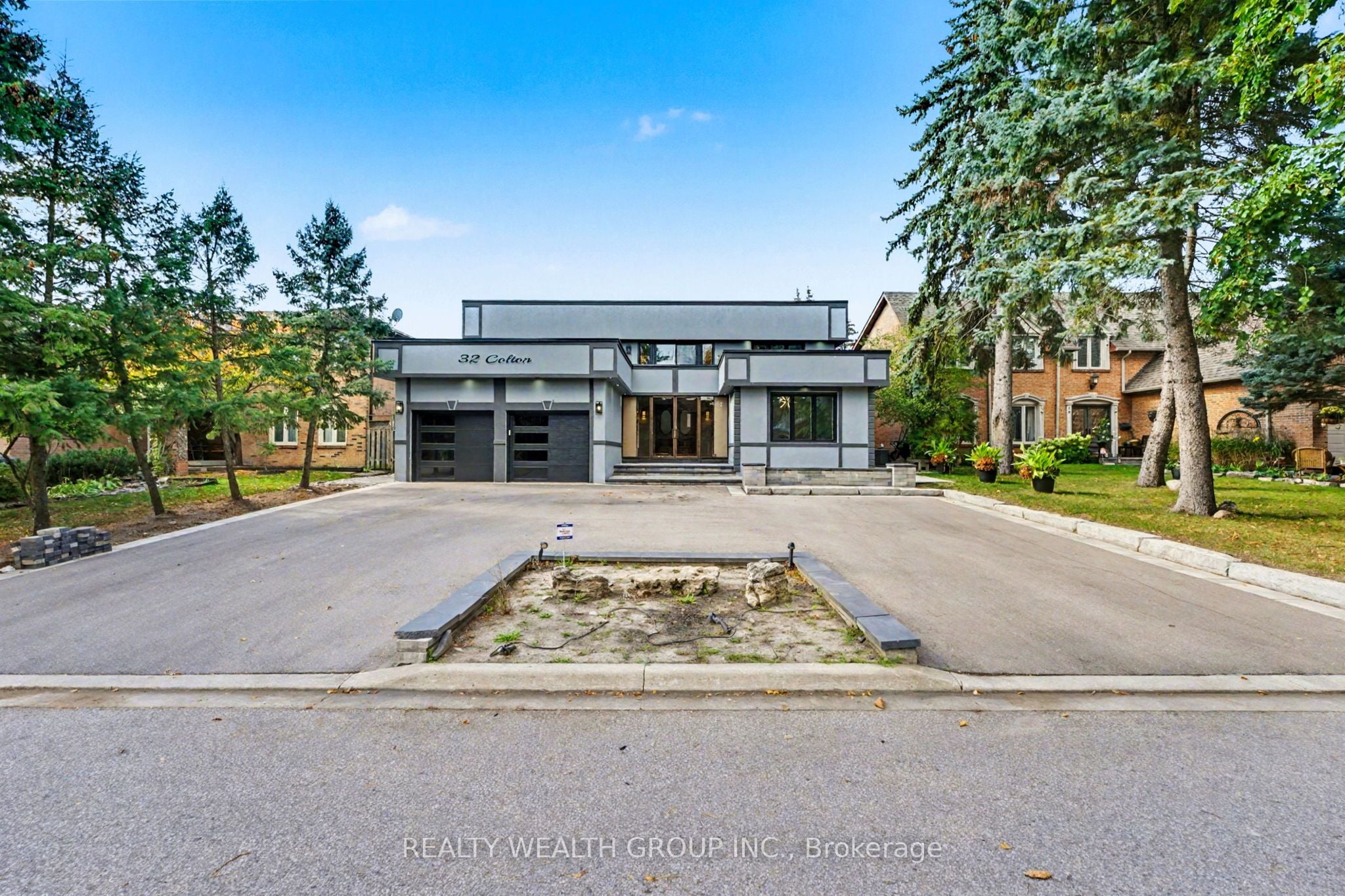 32 Colton Crescent S, Vaughan, ON, L4L 3L7 photo 2