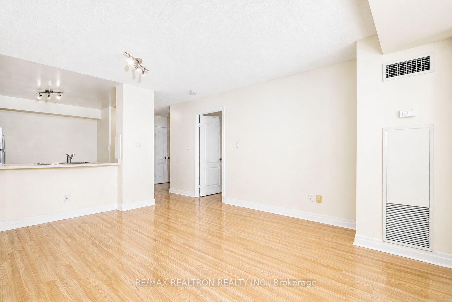 Additional image 4 of 803-188 Doris Avenue, Toronto, ON, M2N 6Z5