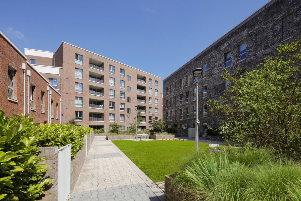 Additional image 31 of 1 bed flat for sale"1_05" at Fielders Crescent, Barking IG11