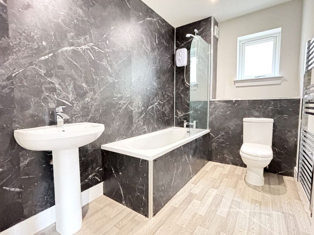 Additional image 9 of 3 bed detached house to rentDual Cottage, Main Street, Auchtertool, Kirkcaldy KY2