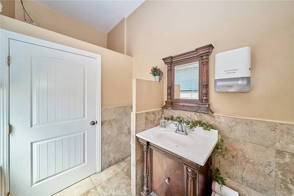 Additional image 27 of 600 S Towne Avenue, Pomona, CA 91766