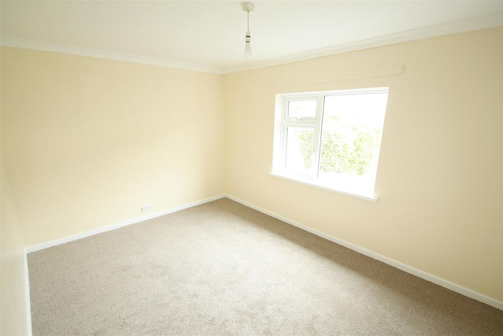 Additional image 11 of 3 bed end terrace house to rent30 Croob Park, Ballynahinch BT24