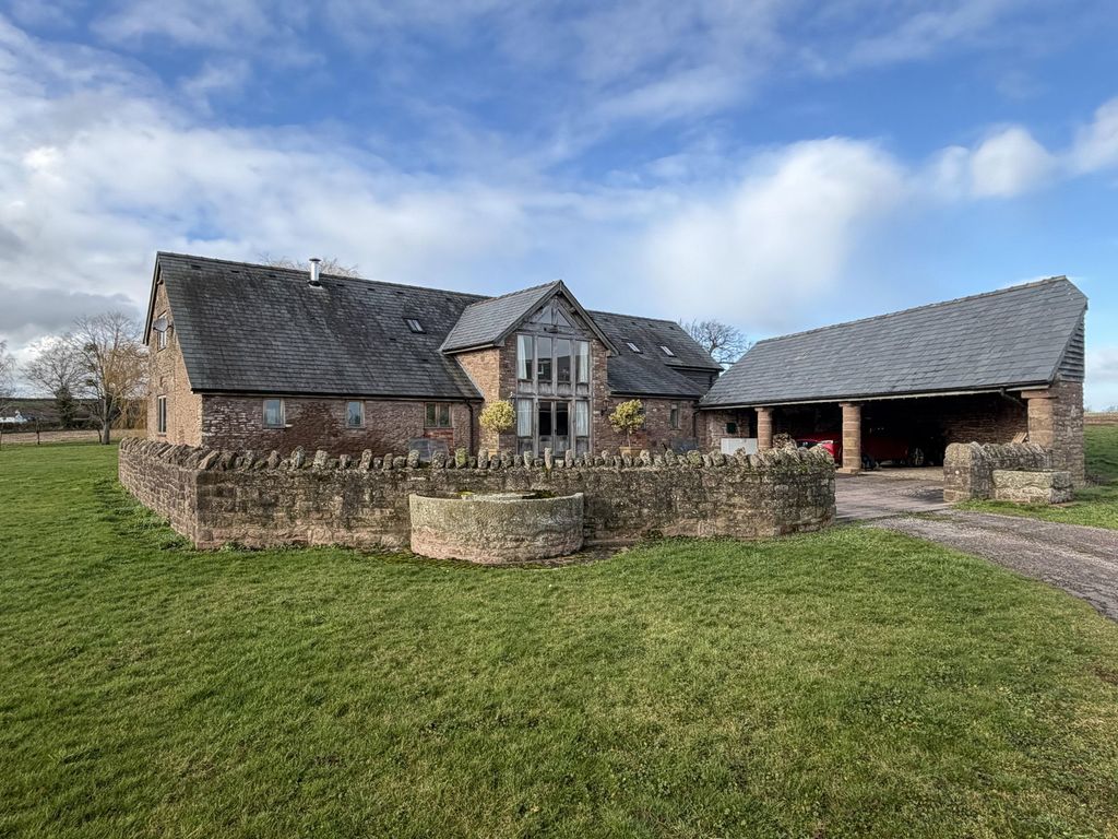 4 bed barn conversion to rentBlack Norle Barn, Glewston, Ross-On- Wye HR9