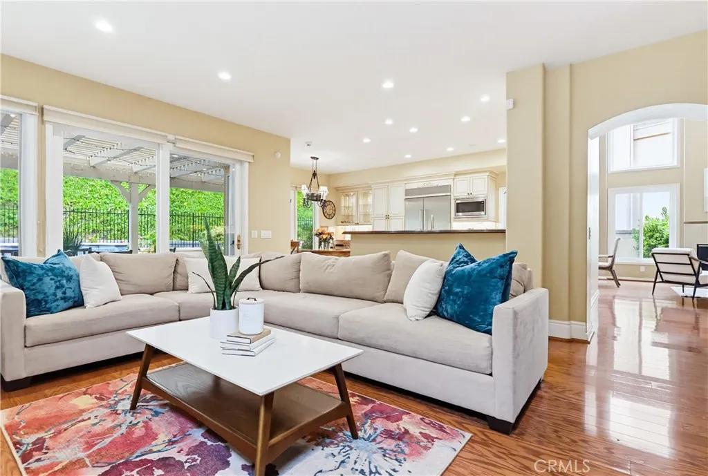 Additional image 13 of 23194 Park Blanco, Calabasas, CA 91302