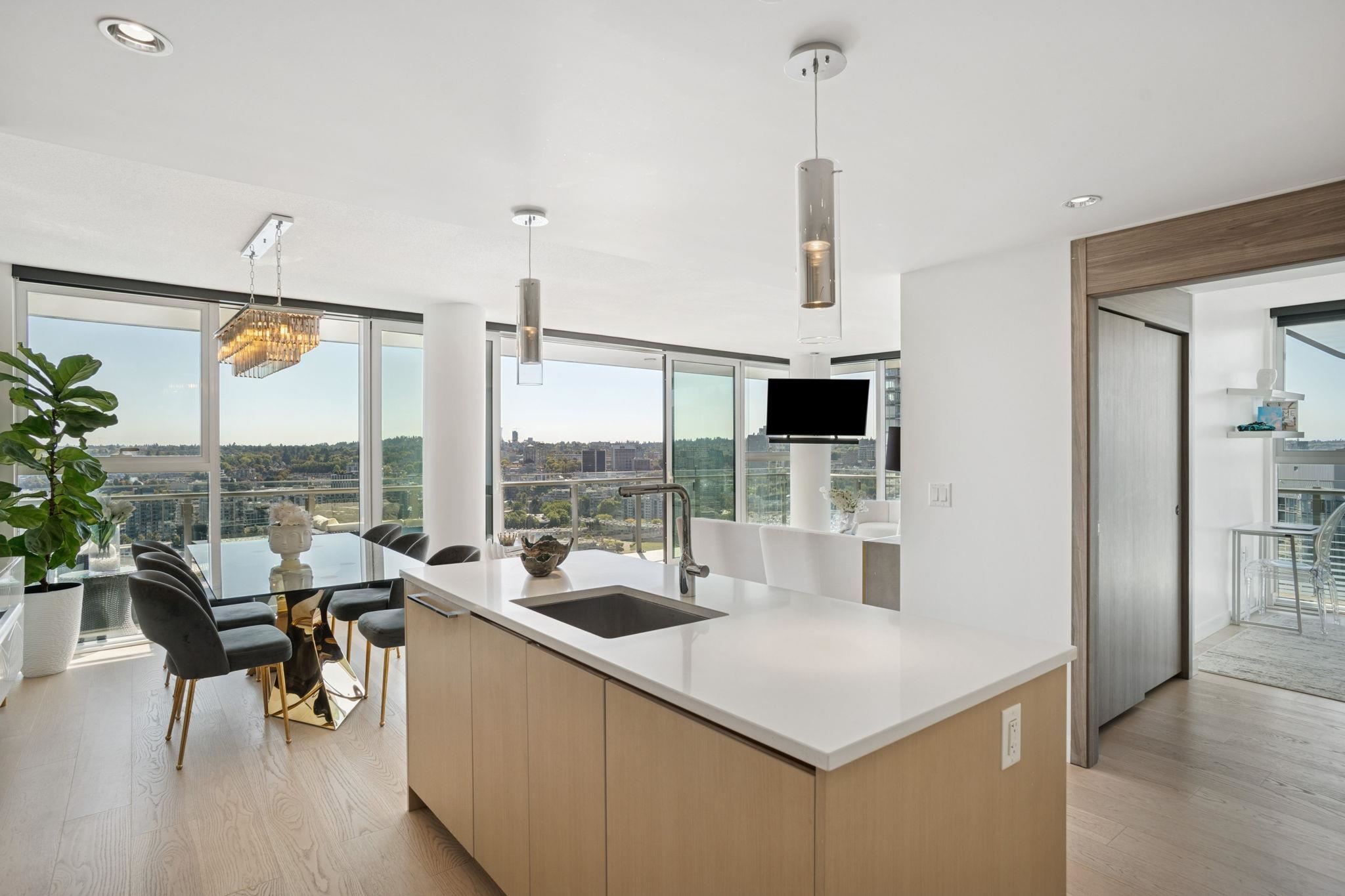 Additional image 4 of 2618-89 Nelson Street, Vancouver, BC, V6Z 0E7
