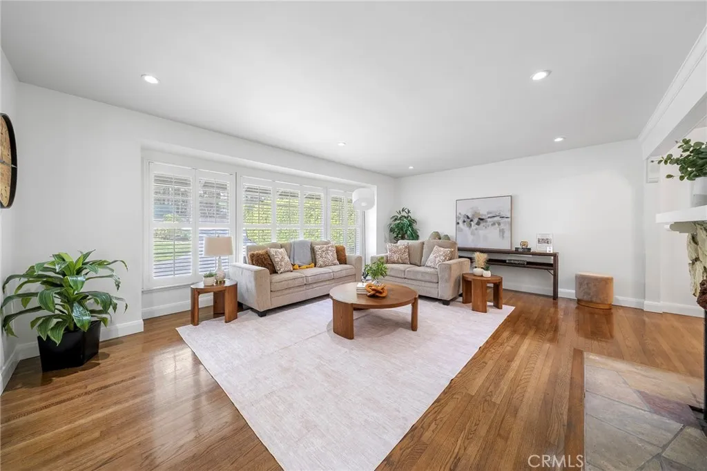 Additional image 9 of 678 W Highland Ave, Sierra Madre, CA 91024