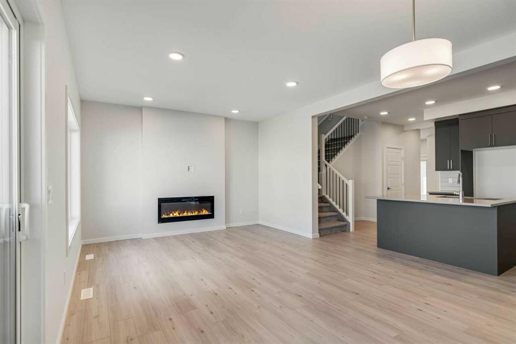Additional image 5 of 408 Heartwood Grove SE, Calgary, AB, T3M2K1
