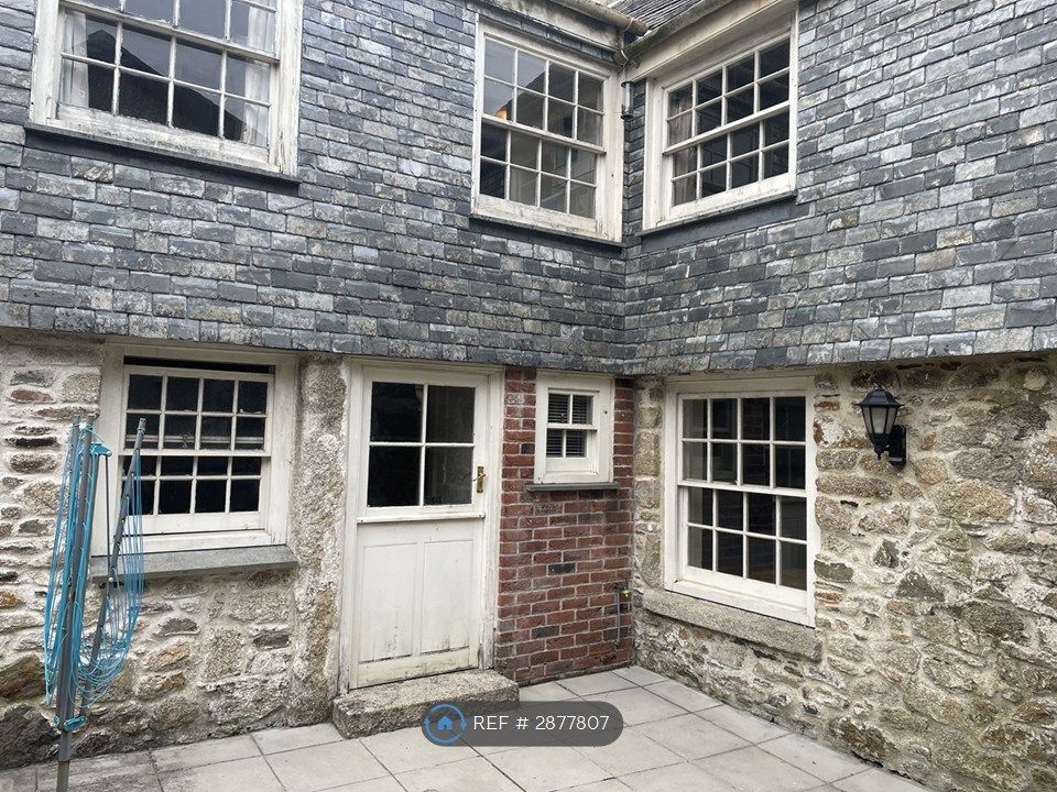 Additional image 2 of 5 bed terraced house to rentBroad St, Penryn TR10