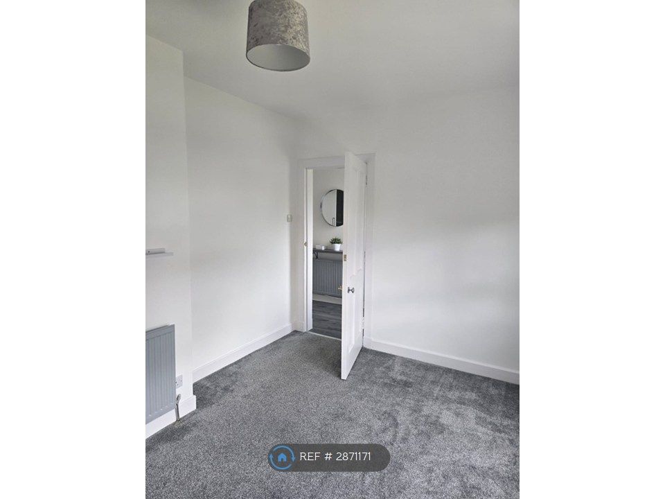 Additional image 25 of 2 bed flat to rentElm Road, Clydebank G81