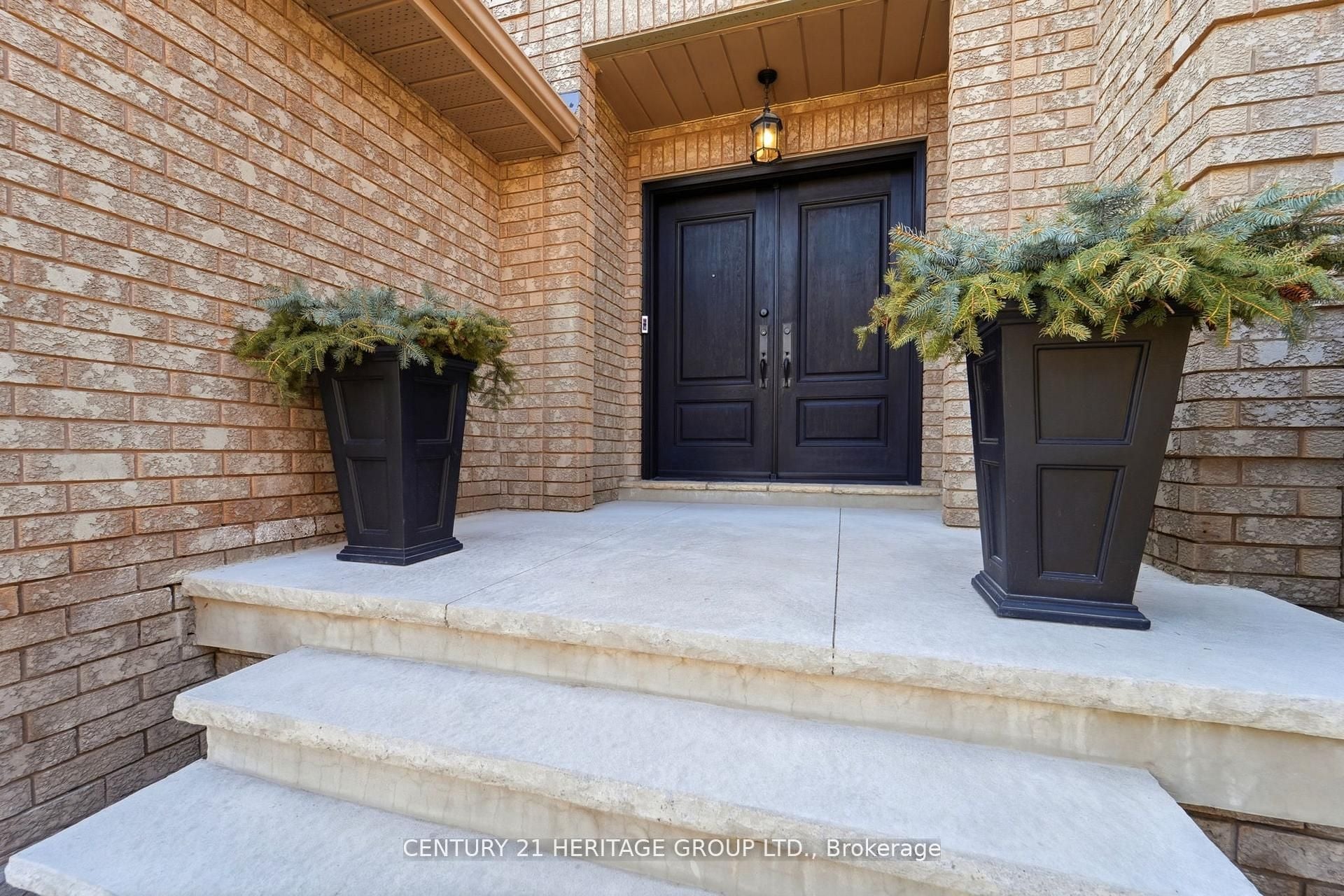 Additional image 4 of 12 Lavinio Court, Vaughan, ON, L6A 1V8