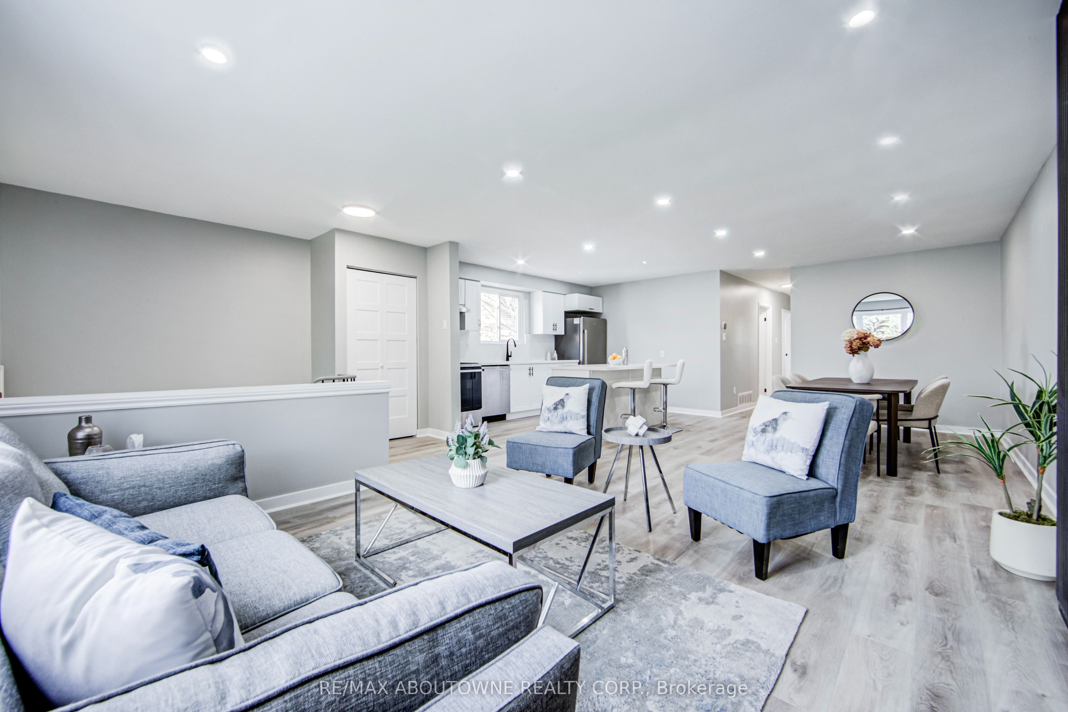 Additional image 5 of 2367 Middlesmoor Crescent, Burlington, ON, L7P 3X4