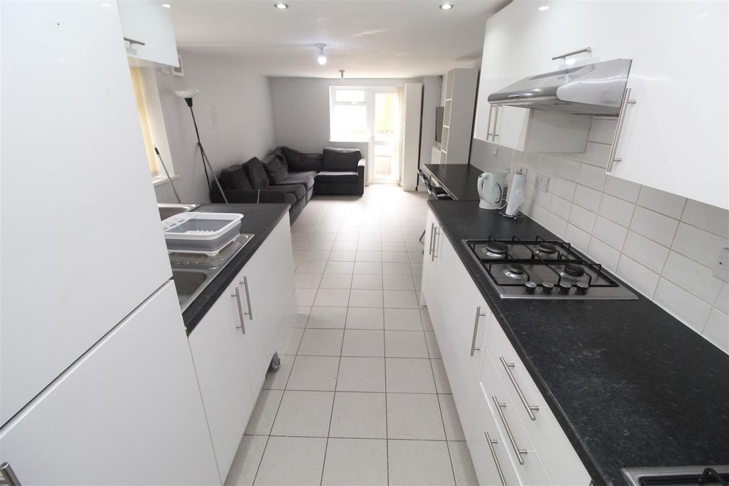 Additional image 2 of 7 bed property to rentHirwain Street, Cathays, Cardiff CF24