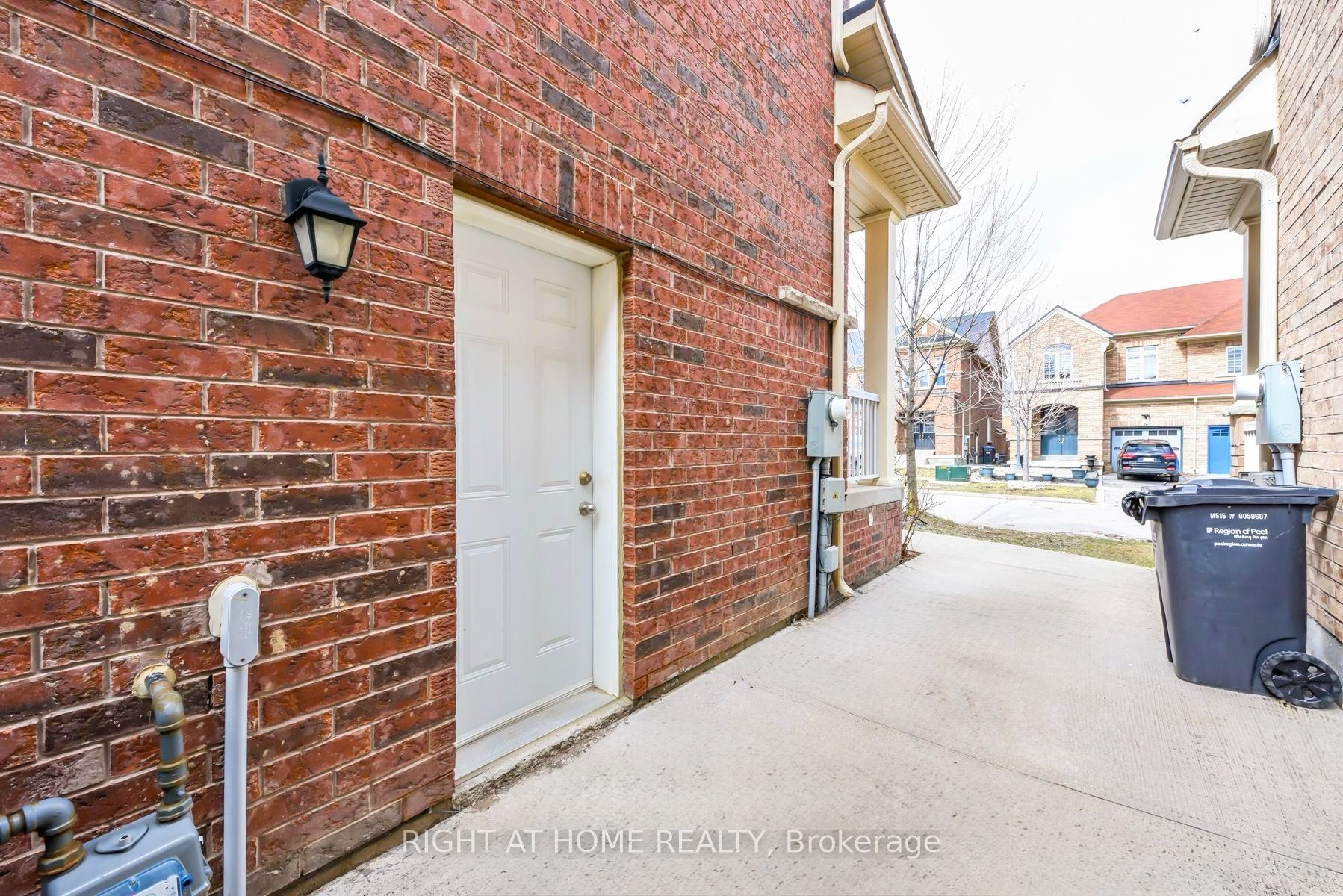 Basement-59 Vezna Crescent, Brampton, ON, L6X 5K4 photo 2
