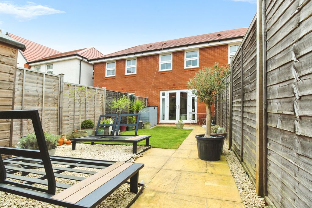 Additional image 7 of 2 bed terraced house for saleJones Grove, Upper Lighthorne CV33