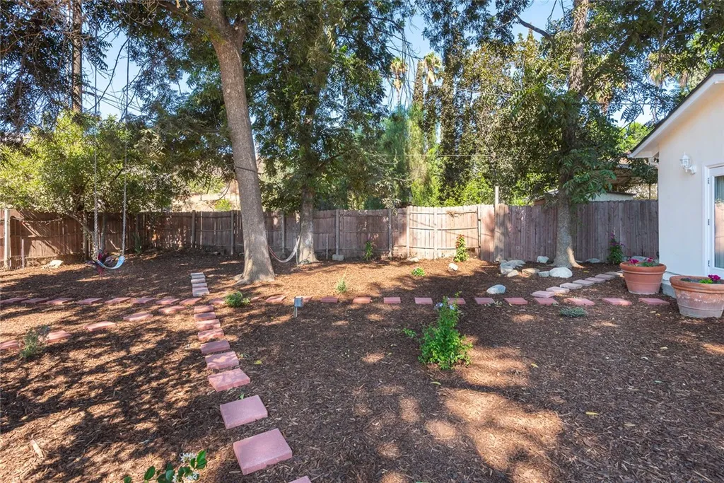 Additional image 31 of 10416 Clybourn Avenue, Shadow Hills, CA 91040
