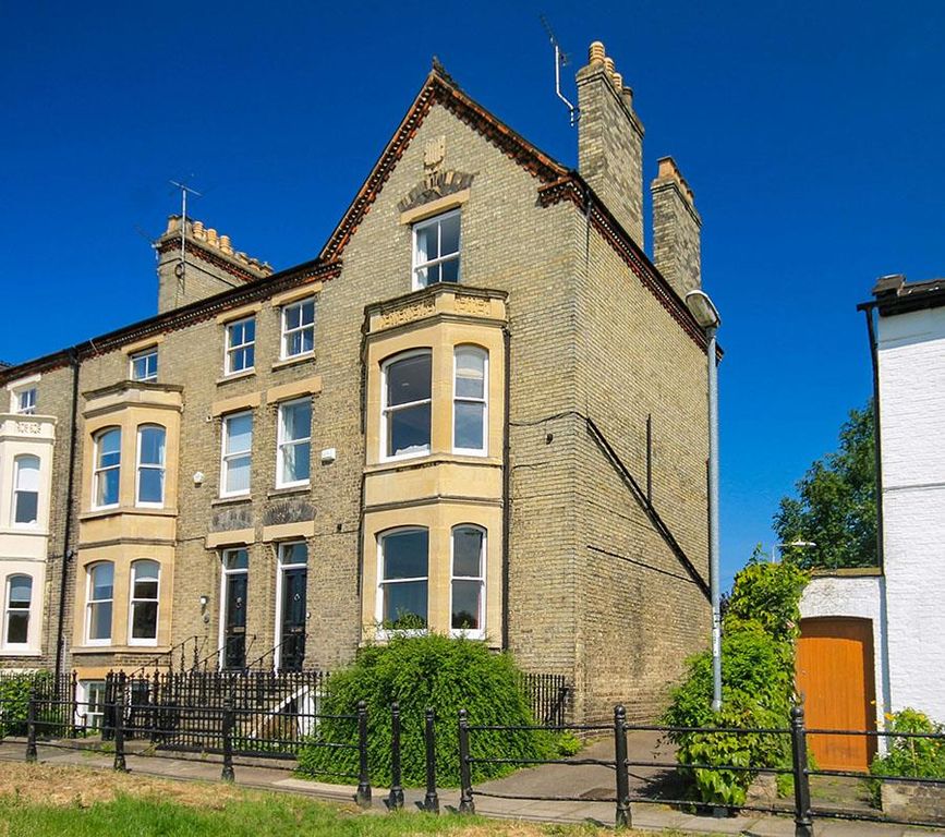 4 bed town house to rentBrunswick Walk, Cambridge CB5