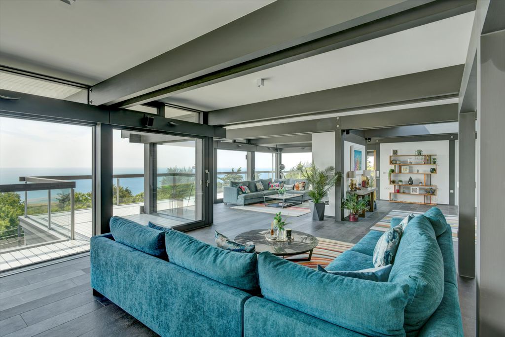 Additional image 3 of 5 bed detached house for saleCoast Road, Burton Bradstock, Bridport, Dorset DT6