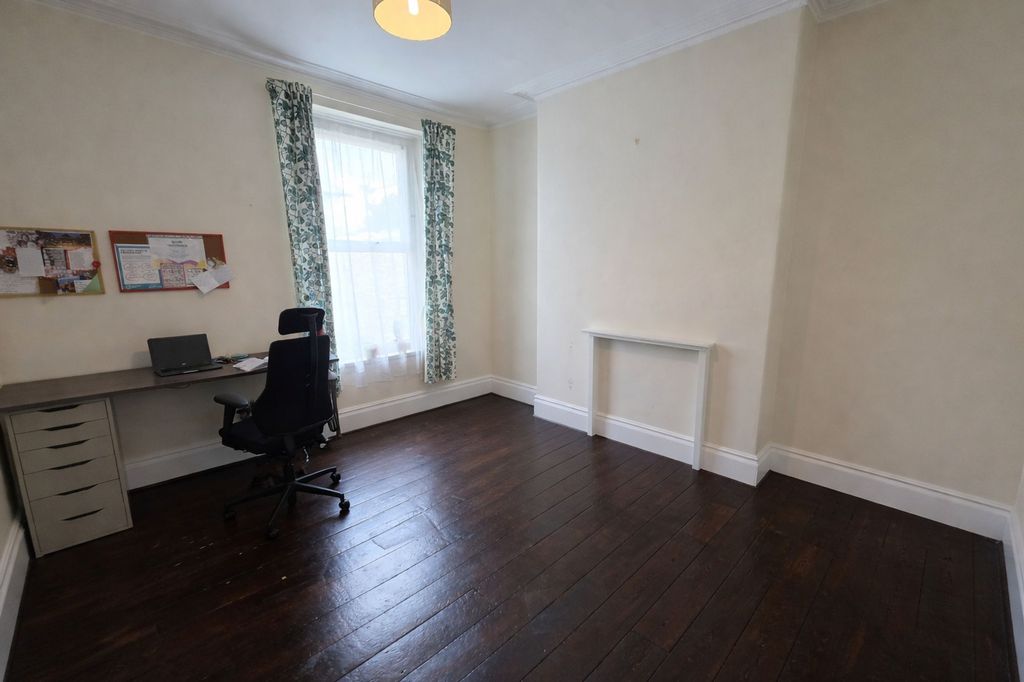 Additional image 5 of 3 bed terraced house to rentChaddlewood Avenue, Plymouth PL4