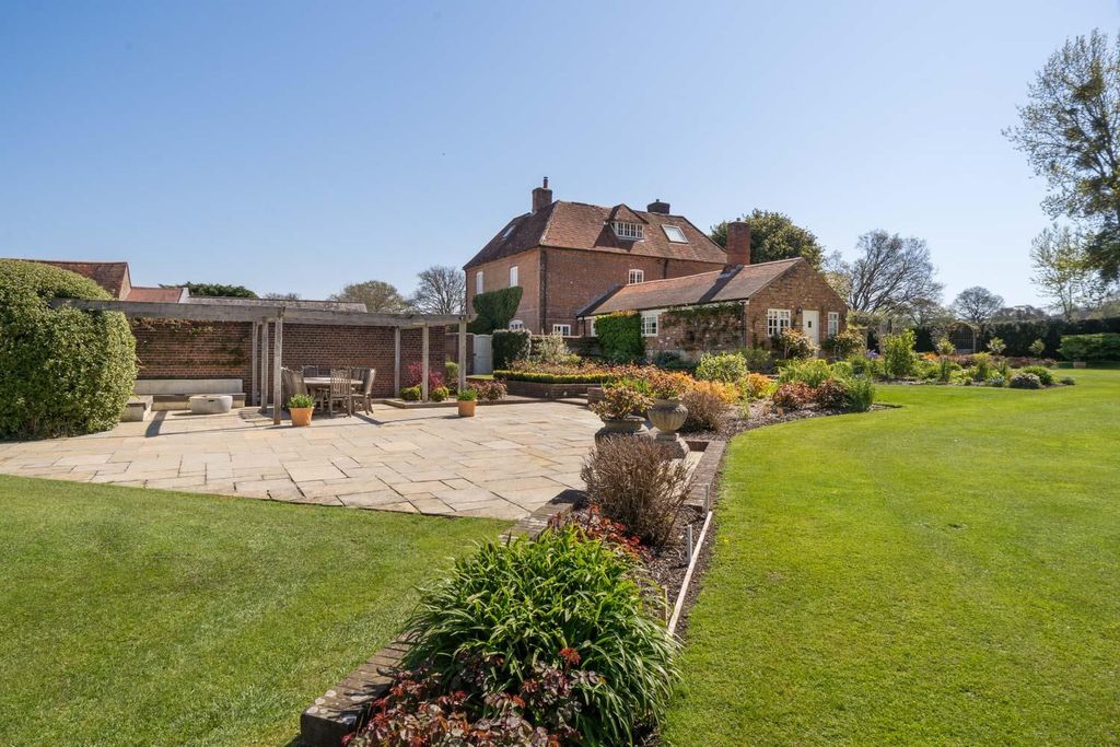 Additional image 34 of 6 bed detached house for saleCalbourne, Isle Of Wight PO30