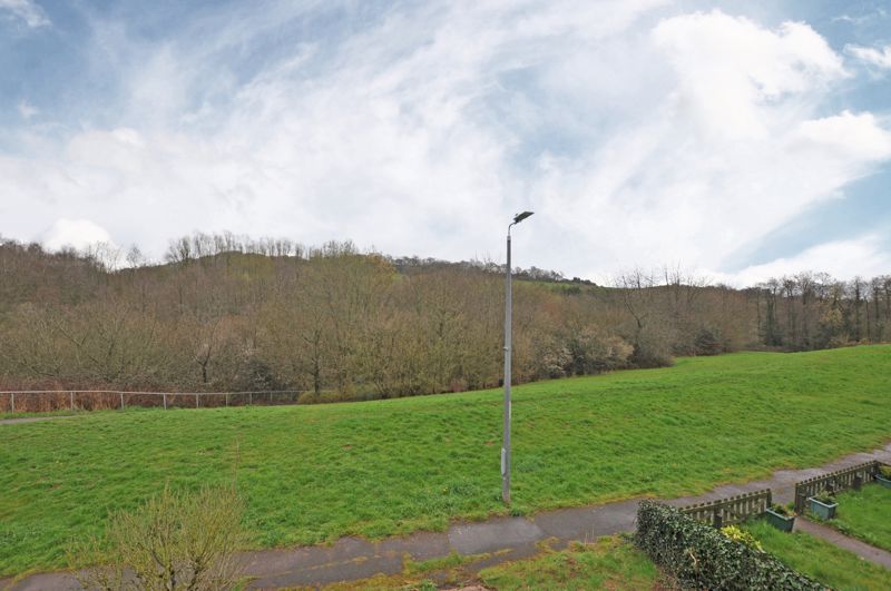 Additional image 11 of 3 bed semi-detached house to rentSemi-Detached House, Pilton Vale, Newport NP20