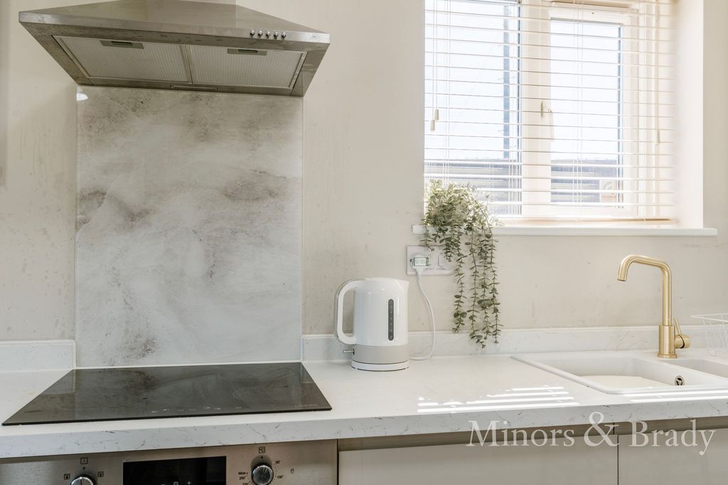 Additional image 4 of 5 bed semi-detached house to rentDarrell Place, Norwich NR5