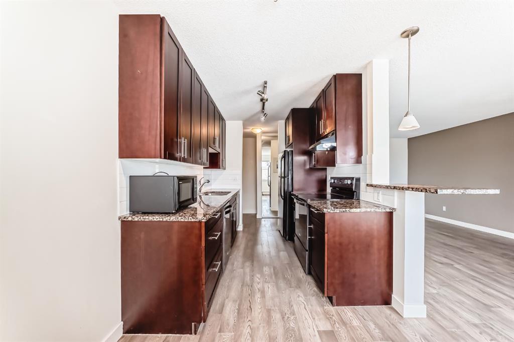 Additional image 5 of 302-4455A Greenview Drive NE, Calgary, AB, T2E 6M1
