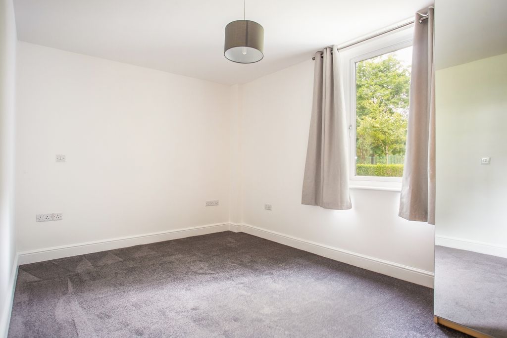 Additional image 11 of 3 bed flat to rentVictoria Place, Cheltenham GL52