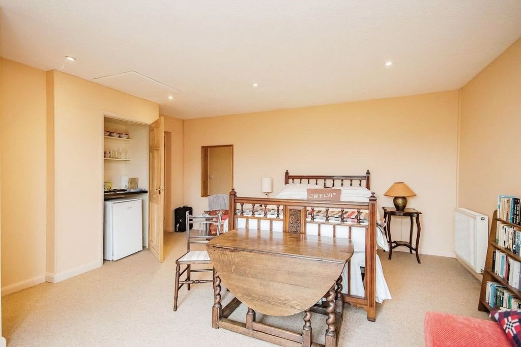 Additional image 8 of 4 bed link detached house for saleWelcome House, Castlemartin, Pembroke, Pembrokeshire SA71