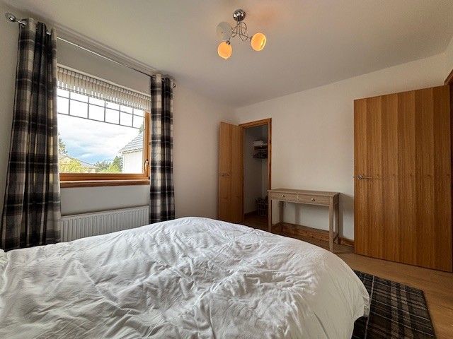 Additional image 11 of 2 bed terraced house to rentHollybush Lane, Port Glasgow PA14