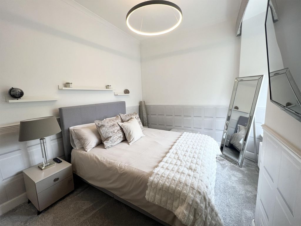 Additional image 9 of 2 bed flat for sale27 Academy Court, Irvine KA12