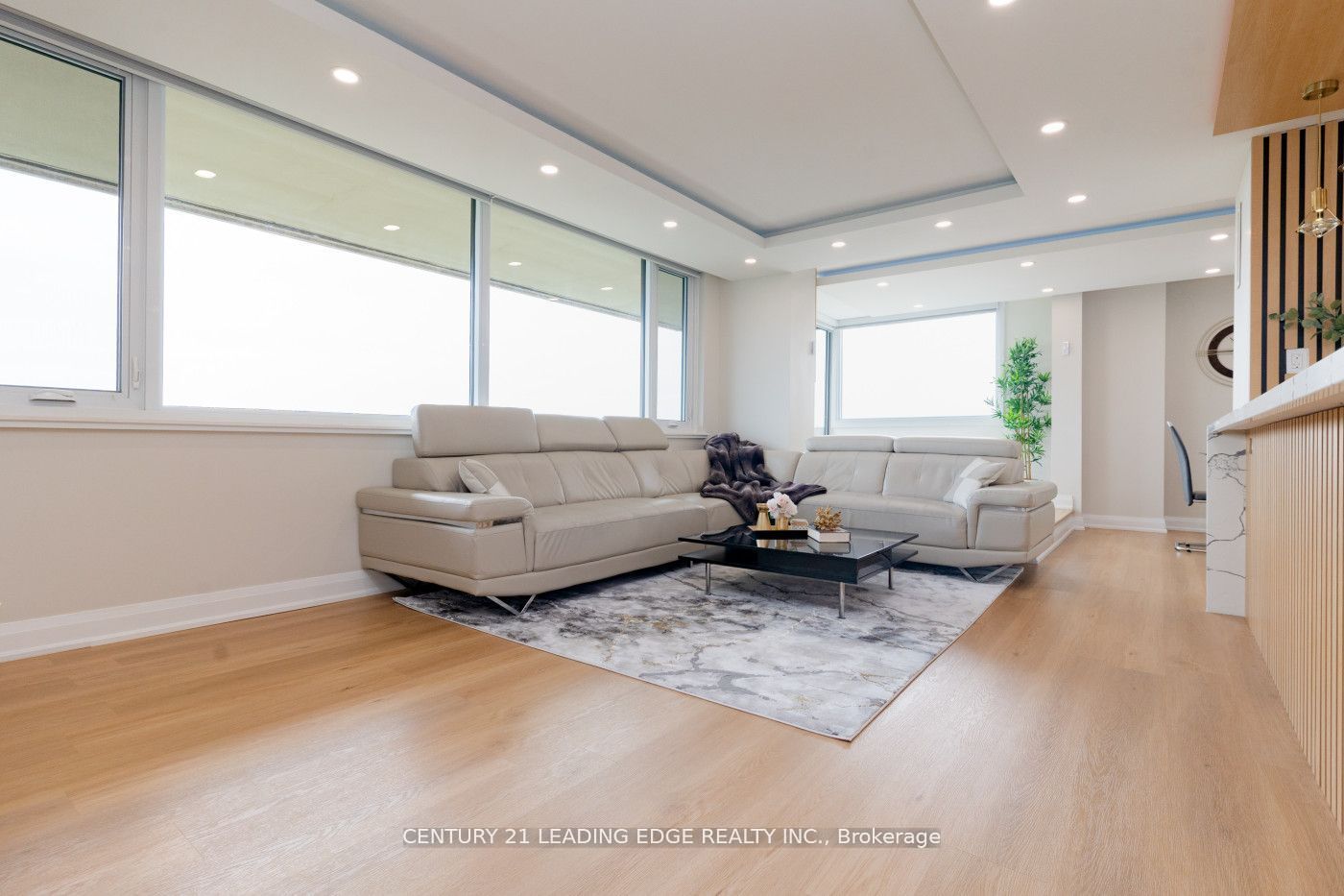 Additional image 6 of 2403-75 Wynford Heights Crescent, Toronto, ON, M3C 3H9