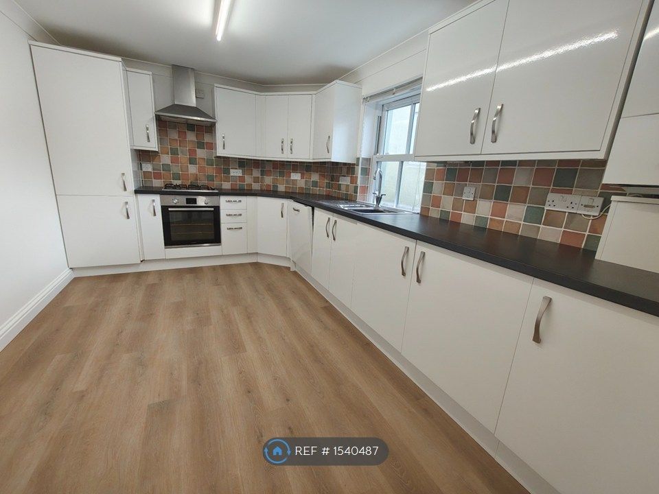 Additional image 3 of 2 bed flat to rentNanscothan, Redruth TR15