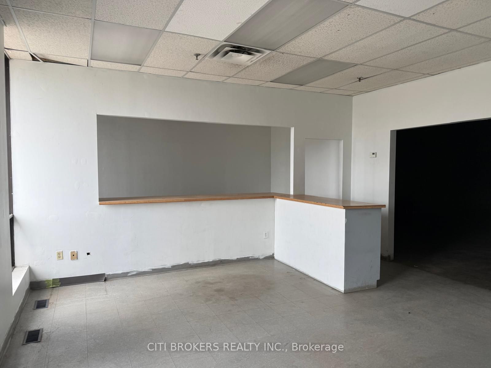 7-80 Hale Road, Brampton, ON, L6W 3M1 photo 2