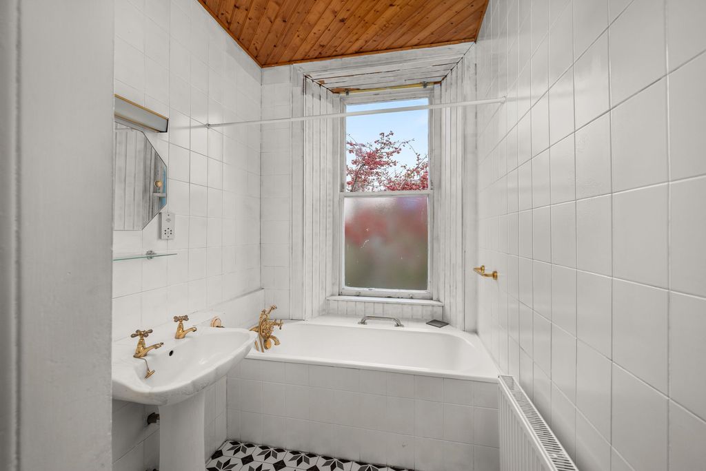 Additional image 19 of 5 bed detached house for sale2 Magdalen Place, Dundee DD1