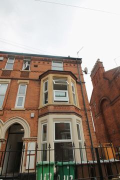 Foxhall Road, Nottingham NG7