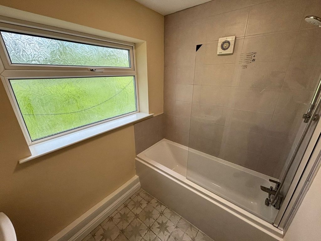 Additional image 11 of 4 bed detached house to rentDrewton, South Cave HU15