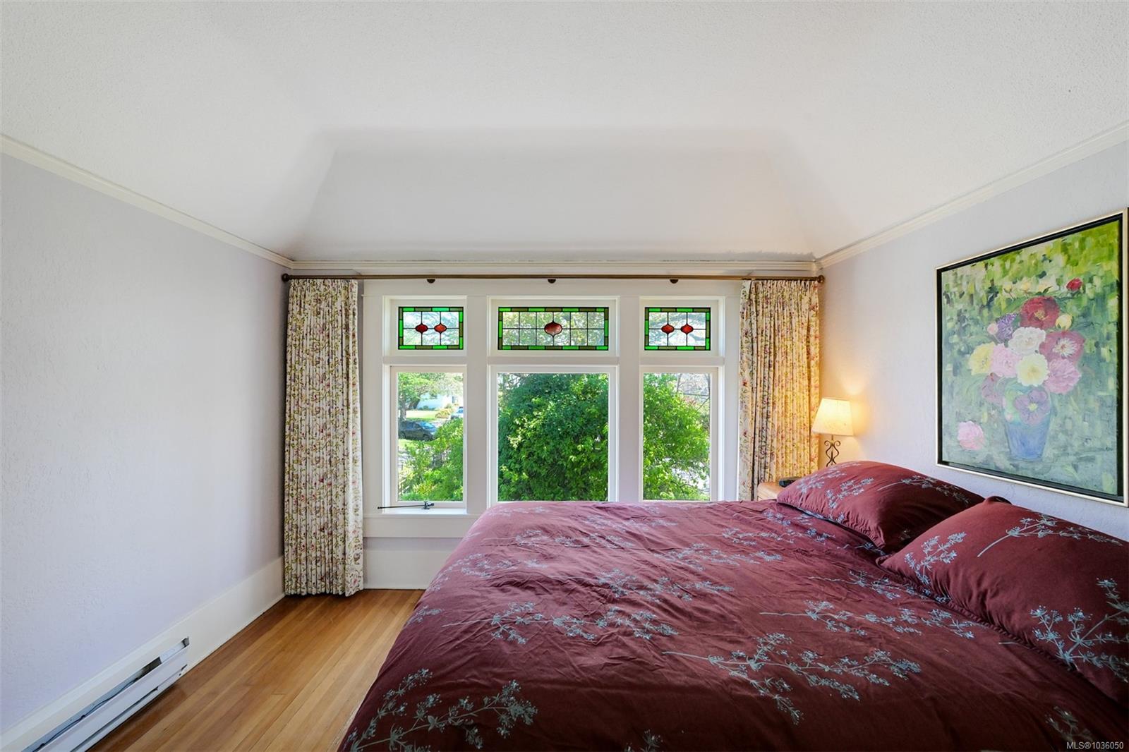 Additional image 5 of 1802 Hollywood Crescent, Victoria, BC, V8S 1J5