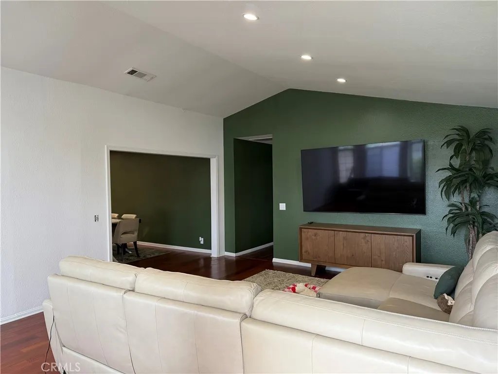 Additional image 5 of 201 S Brookside Court, Anaheim, CA 92808