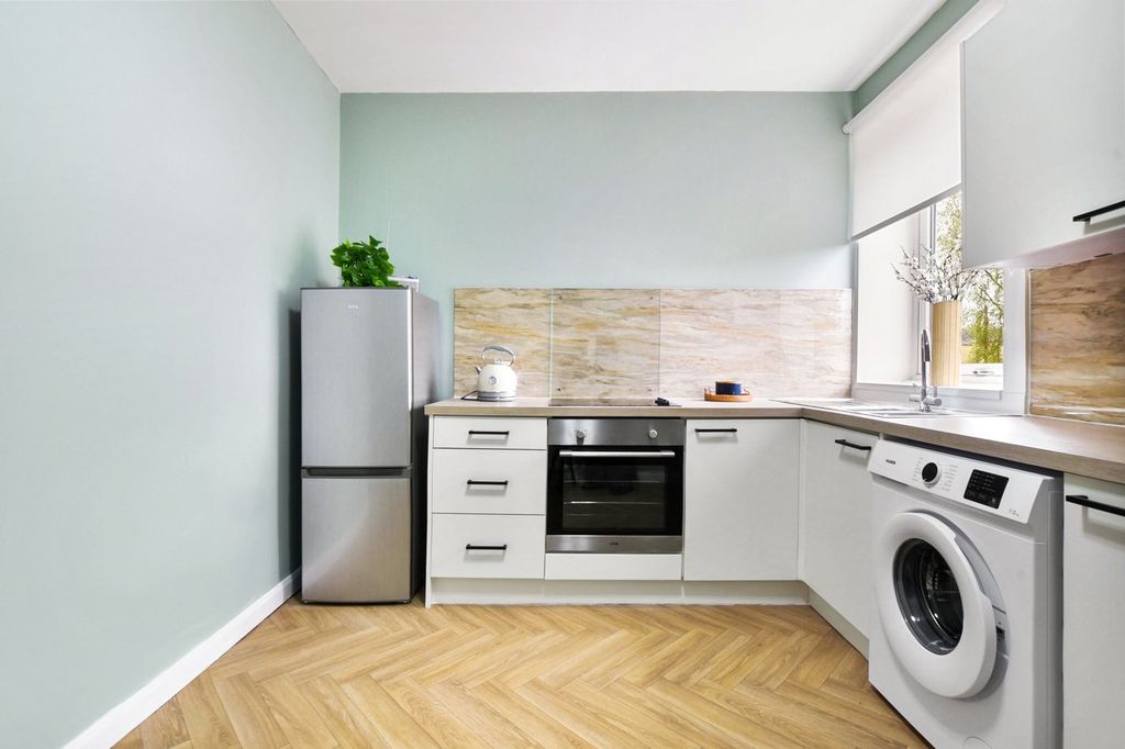 Additional image 13 of 2 bed flat for saleBurns Crescent, Girdle Toll, Irvine KA11