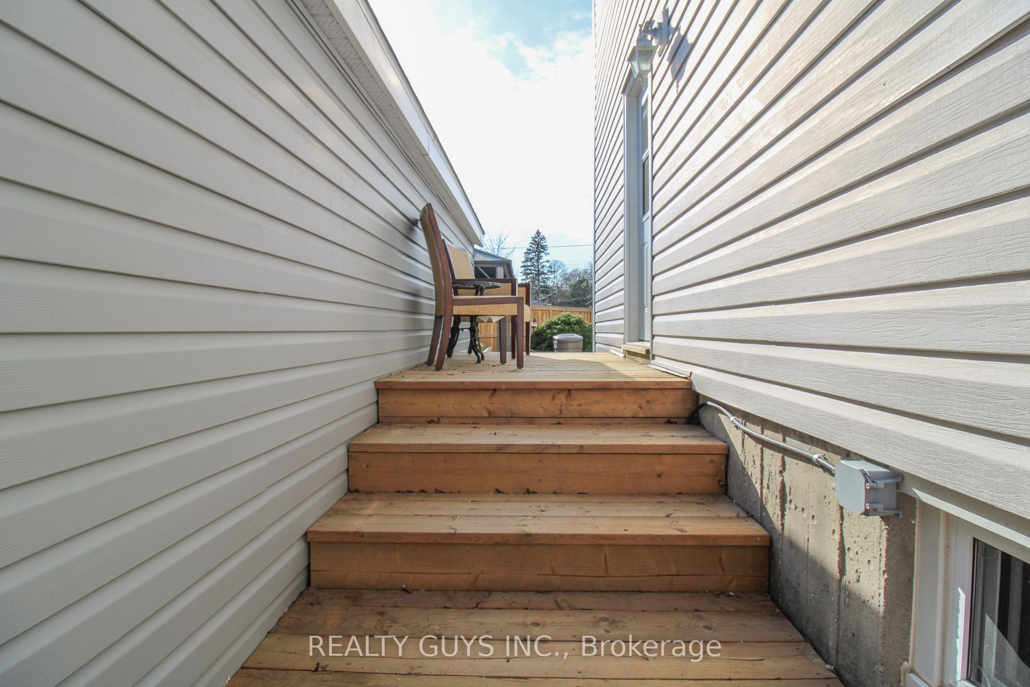 Additional image 6 of 727 Chesterfield Avenue, Peterborough, ON, K9H 4Y1