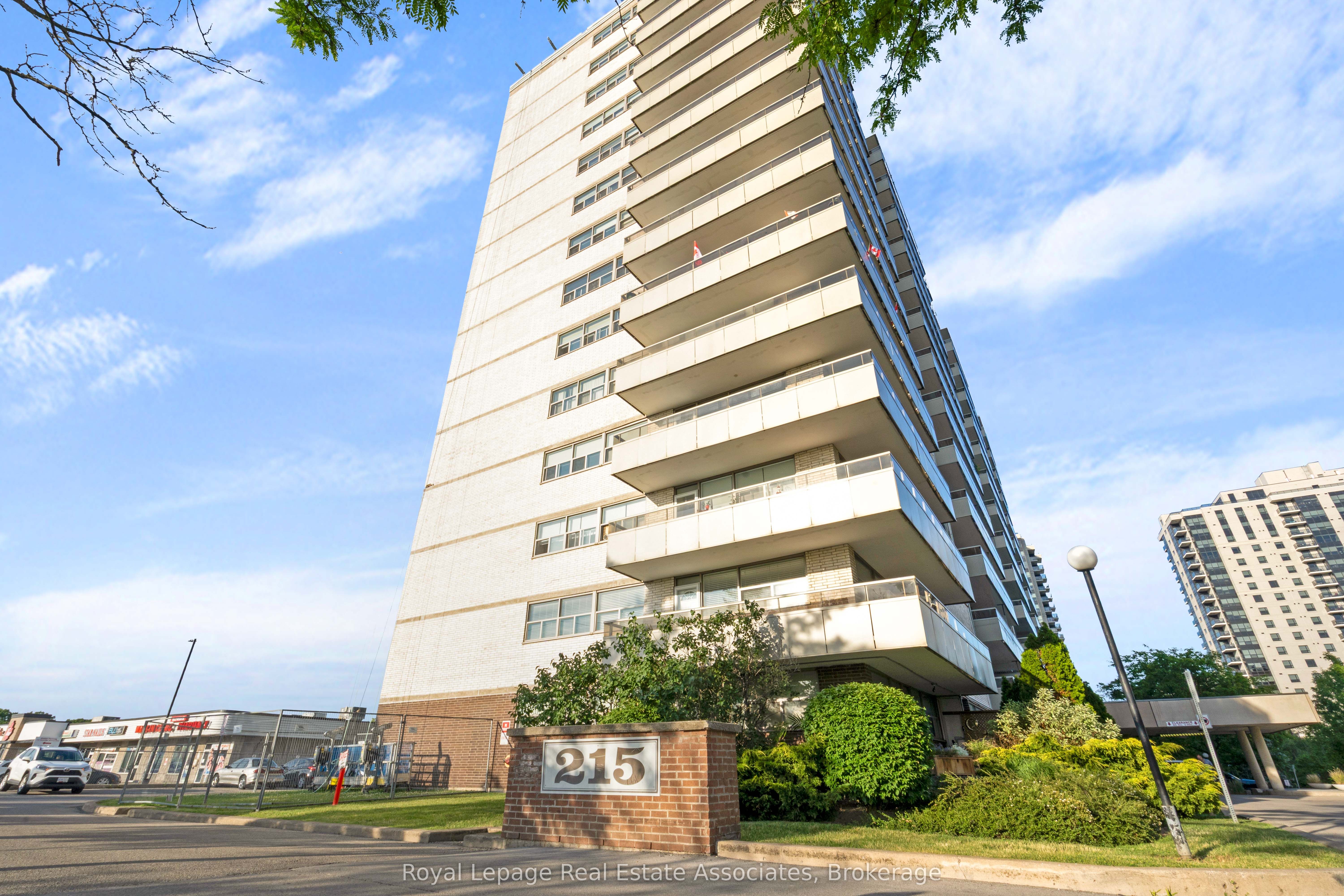 1204-215 Glenridge Avenue, St. Catharines, ON, L2T 3J7
