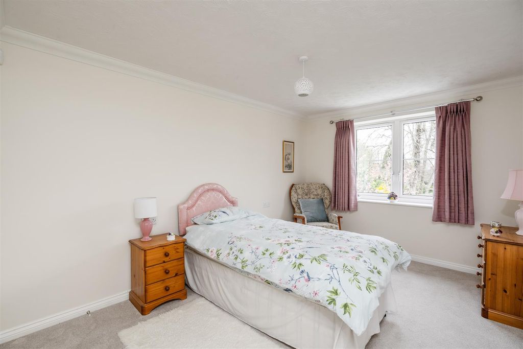 Additional image 6 of 1 bed flat for saleStation Road, Solihull B93